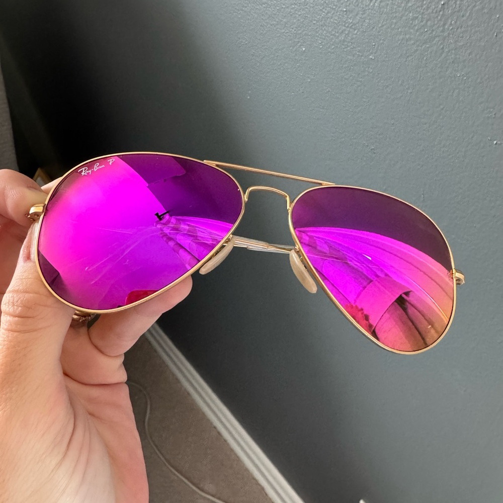 Ray-Ban Aviator Sunglasses Polarized with Purple and Gold Frame